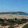 Панорама пляжа Эгейского и Средиземного морей. Остров Родос, Греция.
